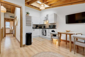 The Hoxton Loft - Top Floor Shoreditch Apartment